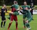 Bild: mhs
Die Spieler des FC OVI-Teunz jubeln nach dem 1:0-Sieg im Kreispokalfinale gegen den TSV Detag Wernberg.