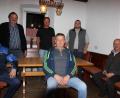 Bild: kro
Die neu gewählte Führungsmannschaft der Bulldogfreunde Thanhausen mit (vorne, von links) Andreas Fenzl, Vorsitzendem Wolfgang Schüßler und Albert Hecht sowie (hinten von links) Zweitem Bürgermeister Michael Schedl, Uwe Franz und Norbert Gleissner.