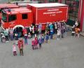 Bild: jma
Die Kinder dürfen sich bei der Feuerwehr ihre Preise abholen.