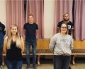 Bild: Stefanie Hebenstreit/exb
Das Vorstandsteam der Landjugend Münchenreuth mit (hintere Reihe, von links) Sebastian Männer, Lukas Forster, Bernhard Gradl, David Wifling sowie in der vorderen Reihe Franziska Kraus, Veronika Kraus, Anika Männer, Stefanie Hebenstreit.
