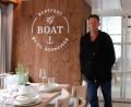 Bild: Urte Scheubeck
Til Schweiger auf dem "Barefoot Boat by Til Schweiger".