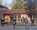 Bild: wee
Im Rahmen einer kleinen Feierstunde, im Foyer der Grund- und Mittelschule Wernberg-Köblitz, würdigte Bürgermeister Konrad Kiener die hervorragenden Leistungen von: (von links) Celina Kreitinger, Stefan Simon, Maria Kumpf, Katharina Stör, Julia Näger, Bürgermeister Konrad Kiener, Maria Schlosser, Markus Fleischmann, Christoph Hagn, Andreas Lang und Armin Kiener.