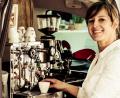 Bild: Bianca Egerer
Bianca Egerer aus Amberg ist Barista. Also jemand, bei dem sich alles um Kaffee dreht. Jemand, der versucht, Kaffeetrinken zum Erlebnis werden zu lassen.