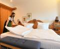 Symbolbild: Uli Deck
Urlauber aus innerdeutschen Corona-Hotspots ohne negativen Corona-Test dürfen von diesem Donnerstag an nicht mehr in bayerischen Hotels und Gaststätten übernachten.
