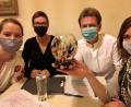 Bild: gri
Zum Jahresende dreht sich wieder alles um das "Freudenberger Urgestein", die Trophähe in der Bildmitte. Ein Preisträger ist bereits gefunden. Die Verleihung soll auf jeden Fall stattfinden.
