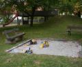 Bild: jr
Erheblich aufgewertet wird der Spielplatz „Gesteiner“ durch die Anschaffung eines über 16.000 Euro teuren Kletterturms, was jetzt vom Marktrat einstimmig genehmigt wurde.