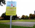 Bild: Stephan Huber
Der Streetballplatz unterhalb des Kümmersbrucker Rathauses wird gern von Jugendlichen angenommen. Einige Anwohner stören sich daran, dass es manchmal recht laut zu geht.