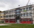Bild: wel
Die Sanierung der Grundschule in Teunz belastet den Etat des Schulverbandes auch für die kommenden Jahre. Die Kämmerin mahnte im Gremium die strikte Einhaltung der Haushaltsansätze an.