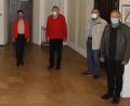 Bild: mfh
Nach den Neuwahlen bei der gebietsverkehrswacht Sulzbach-Rosenberg (von links).: Vorsitzender Michael Göth, stellvertretender Landrat Michael Rischke, Kassiererin Jutta Promm, Geschäftsführerin Rosalia Wendl, stellvertretender Vorsitzender Helmuth Singer, stellvertretender Geschäftsführer Johann Gebhardt und der Vorsitzende der Kreisverkehrswacht Amberg, Gernot Schötz.