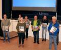 Bild: bsc
Der Vorsitzende des Naturparks Steinwalds, Eberhard Freiherr von Gemmingen-Hornberg (Zweiter von links) beglückwünschte die erfolgreichen Hobbyfotografen zum Thema „Das Leben und die Schönheiten im Naturpark Steinwald“. Anlässlich seines 50-jährigen Bestehens hatte der Naturpark diesen Fotowettbewerb organisiert. Er konnte sich über viele eindrucksvolle Bilder freuen.