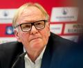Archivbild: Daniel Karmann/dpa
Er stand in den vergangenen Wochen und Monaten heftig in der Kritik: Thomas Grethlein, Aufsichtsratschef beim 1. FC Nürnberg. Bei der Wahl zur Jahresversammlung verteidigte er aber sein Mandat souverän.
