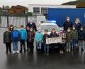 Bild: hir
Die Kommunionkinder spendeten für den HvO 325 Euro. Darüber freute sich Bereitschaftsleiter Sebastian Hofmann (hinten links) im Kreise der Kinder auf Pfreimd und Saltendorf.