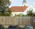 Bild: fsb
Die Kurzzeitparkfläche unterhalb des Kindergartens St. Joseph ist überaus beliebt. Allerdings nicht nur bei Eltern, die ihre Kinder abholen und bringen.