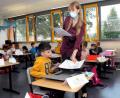 Bild: Stephan Huber
Das neue Schuljahr wird durch die Coronakrise bestimmt. Wie hier in der Barbara Schule in Amberg läuft der Unterricht derzeit an allen Schulen in der Oberpfalz. Der Oberpfälzer Lehrerverband sagt, dass die Pandemie den Lehrermangel noch einmal drastisch verschärft hat und dass Not- und nicht Regelbetrieb derzeit Alltag ist.