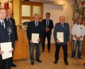 Bild: agr
BSB-Kreisvorsitzender Ulrich Knoch (Zweiter von rechts), Bürgermeister Martin Birner (Mitte) und Koordinator Hans-Werner Habel (Zweiter von links) ehrten die unermüdlichen Sammler.