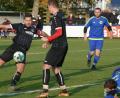 Bild: ham
Das war die endgültige Entscheidung: Nabburgs Patrick Greindl (links) hämmert den Ball zum zwischenzeitlichen 4:1 in die Maschen. Der TV siegte beim FT Eintracht Schwandorf sehr deutlich mit 6:1.