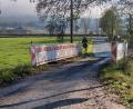 Bild: u
Die SPD-Stadtratsfraktion sieht nach mehr als zehn Jahren dringenden Handlungsbedarf in Sachen Behelfsbrücke über den Mühlbach. Der Grund: Der Ortsteil Haidhof braucht neben der Max-Reger-Straße dauerhaft eine in allen Bereichen gesicherte zweite Zufahrt.
