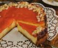 Bild: Elvira Jäger /exb
Ihren Mandarinen-Schmandkuchen verziert Elvira Jäger mit gehobelten Mandelblättchen.