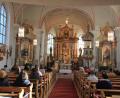 Bild: kro
Ein Blick in das wunderschöne Innere der Griesbacher Pfarrkirche am Sonntag beim Festgottesdienst zum Patrozinium.
