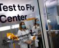 Bild: Sven Hoppe/dpa
Ein Covid-19-Testcenter der Lufthansa. Die Luftfahrtbranche setzt große Hoffnung auf Schnelltests, um wieder mehr Menschen zum Fliegen zu animieren.