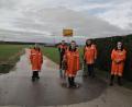 Bild: egl
Die Jugendlichen, die sich um die Hydranten kümmerten (von links): Ben Scharl, Jugendwart Michael Birner, Luca Schmidt, Lukas Greiner und Katarina Filin.
