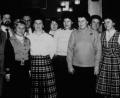 Archivbild: exb
Die damalige FU-Kreisvorsitzende Stefani Ulbrich (Dritte von links) und Vertreter des CSU-Ortsverbandes waren die Paten bei der Gründung der Grafenwöhrer Frauen-Union am 13. November 1980. Erste Vorsitzende wurde Hildegard Öttl (Sechste von rechts).