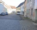 Bild: ws
Beim Umbau und der Sanierung der Bischof-Senestrey-Straße hat der Stadtrat im Jahresantrag rund 575 000 Euro an förderfähigen Kosten genannt.
