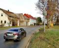 Bild: lnz
Die Ergebnisse der Tempomessgeräte in Großensterz (Bild), in der Fockenfelder Straße in Pleußen und in der Waldsassener Straße in Mitterteich hat kürzlich die Stadtverwaltung ausgewertet.