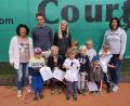 Bild: exb/Renate Zupfer-Vilas
Schon die jüngsten Spieler der ASV-Tennisabteilung sind mit Feuereifer bei der Sache und meistern auch einen Spaß-Parcours mit Bravour.