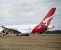 Bild: Sebastian Kahnert/dpa
Die Fluggesellschaft Qantas will eine Impfpflicht für ihre Passagiere einführen.