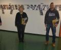 Bild: jr
Bürgermeister Stephan Schübel zeichnete Alma Pfletscher für 65 Jahre Orgeldienst in der evangelischen Friedenskirche und Andreas Hecht (von links) für herausragende sportliche Erfolge aus.
