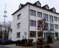 Bild: fsb
Der Stein des Anstoßes: Für das energetisch sanierte Schirmitzer Rathaus wird die Miete für die Mitgliedsgemeinden der Verwaltungsgemeinschaft stark erhöht.