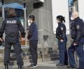 Bild: Bundespolizei
Freitag, 4. Dezember 2020: Der vorläufig letzte Akt im Ermittlungsverfahren gegen die Schleuserorganisation. Mohammed Ali G. wird von zwei Beamten der Bundespolizei Bärnau (Inspektion Waidhaus) zur Anhörung am Amtsgericht Weiden vorgeführt. Am Donnerstag war G. aus Griechenland angekommen. 	Bild: Bundespolizei