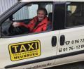 Bild: Fritz Hoffmann
Eine Initiative der Agentur für Arbeit führte zum Erfolg: Johann Elsner freut sich, dass er bei Taxi Hoffmann einen neuen Job gefunden hat.