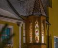 Bild: Manfred Wilhelm/Büro Wilhelm/exb
Die gotische Hauskapelle des Luftmuseums von außen: Sie ist in der Vorweihnachtszeit von innen beleuchtet.