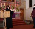 Bild: Horst Bauer/exb
Pfarrerin Katharina Bach-Fischer stellte mit Cornelia Treml die neue Kirchenvorsteherin vor.