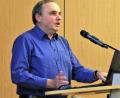 Bild: stg
Joachim Först erläuterte den Stadträten die Möglichkeiten beim Thema Glasfasernetz-Ausbau in Kemnath