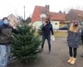 Bild: mld
Die Luher Siedler haben zum ersten mal überhaupt einen Christbaumverkauf organisiert. Der Erlös fließt in die Spielplatzausstattung.