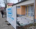 Bild: do
Die Bodenplatte ist schon betoniert. Nun können die Arbeiten für einen Windfang im Eingangsbereich des Speinsharter Gemeindezentrums beginnen.