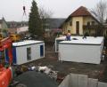 Bild: fpoz
Zügig ging am Mittwoch der Aufbau der 13 Container auf dem Gelände des Kinderhauses Sankt Sebastian über die Bühne.