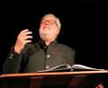 Archivbild: prh
Nicht nur als Schauspieler und Regisseur begeisterte Christian Höllerer sein Publikum. Auch seine Lesungen kamen bei den Zuhörern bestens an, wie beispielsweise bei den Weidener Literaturtagen oder hier bei einer Weihnachtslesung mit der "Altneihauser Feierwehrkapell'n".