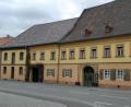 Bild: sh
Bild zeigt das frühere Rasel-Anwesen, das heute im Eigentum von Martin Nagler ist. Vor etwas mehr als 400 Jahren war hier die Poststation in Schnaittenbach untergebracht.