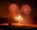 Bild: Hermann Koch
Ein Spektakel, das zum Abschluss des Corona-Jahres 2020 in Freudenberg über die Bühne ging: Das Corona-konforme Gemeinschaftsfeuerwerk.