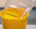 Bild: Marius Becker/dpa
Die Zahlen sind weiterhin hoch. Zum Wochenende meldet das Landesamt für Gesundheit sogar drei weitere mit oder am Coronavirus Verstorbene.