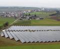 Bild: Armin Eger
Von Wiesau aus ist die Größe des Solarparks in Fürstenhof bei Fuchsmühl gut zu sehen. Die Photovoltaikanlage soll im zweiten Quartal 2021 ans Netz gehen.