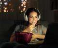 Bild: Adobe Stock
Gemütlich zu Hause am Laptop einen Blockbuster gucken – schon längst Realität. Etliche Streamingdienste bringen Hollywood ins eigene Wohnzimmer.