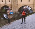 Bild: Marco Greger/exb
Dieter Paintner, Vorstandsmitglied der Volksbank-Raiffeisenbank Amberg eG (links) und Alexander Düssil,
Vorstandsmitglied der Sparkasse Amberg-Sulzbach, freuen sich über die neue Kooperation.