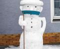Bild: zer
Der Schneemann mit Maske. Zumindest der in Luhe.