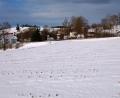 Bild: sm
Die Gemeinde Kirchendemenreuth will ihren Flächennutzungsplan ändern. Ziel dabei ist, diese momentan noch schneebedeckte Fläche an einem Südwesthang zu einem Baugebiet mit 23 Parzellen mit dem Namen "Leite" zu machen.