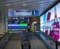 Archivbild: Sven Hoppe
Fast menschenleer zeigt sich das Terminal 1 am Flughafen München.